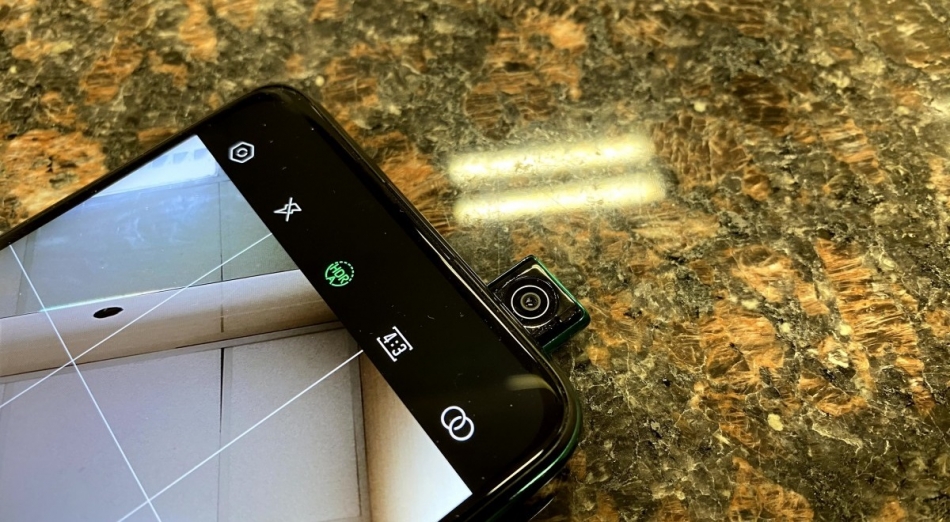 تسريبات: هاتف Infinix S5 Pro سيأتي بكاميرا منبثقة